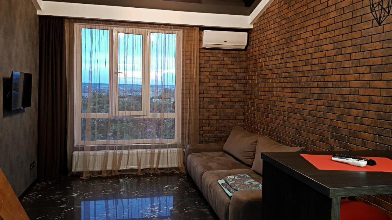 В Стиле Loft 2Ухэтажная Квартира. Apartment Kharkiv Exterior photo